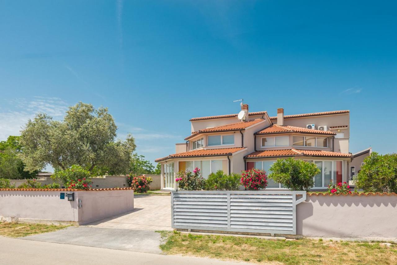 Villa Brcina Pula Exterior foto